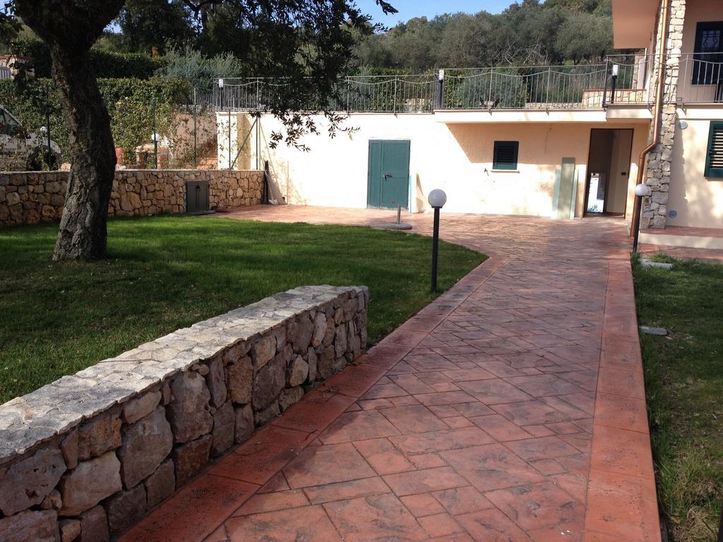 Villa Suber Sperlonga Buitenkant foto